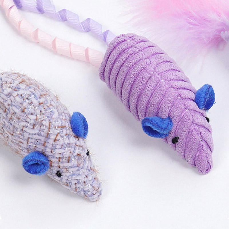 3 قطعة لعبة قطيفة على شكل فأر  - مراجعة Catnip Interactive Plush Mouse وسعره